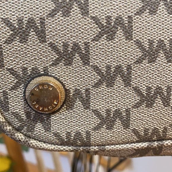 ✨Host Pick✨ MICHAEL Michael Kors Jet Set Multifunction Pocket Tote AUTHENTIC ✨ - Picture 15 of 16